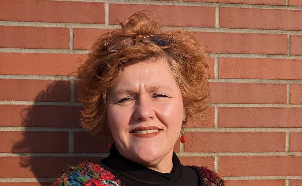 FROM KITCHEN CRISIS TO BOARDROOM CATALYST: THE MAKING OF A FEISTY LEADER